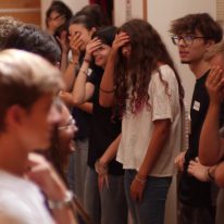 206
